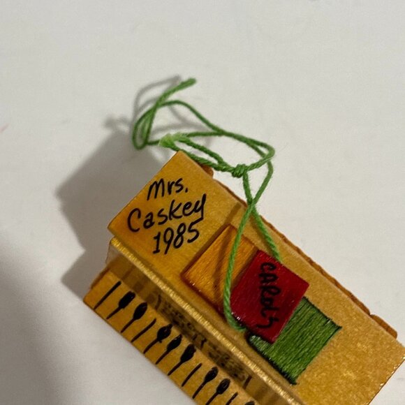 Vintage Wooden Musical Christmas Tree Ornaments Set Instrument Piano 10 Piece - Picture 11 of 15